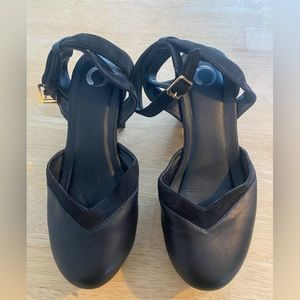 VEGAN suede and leather black clogs, shoes size 10